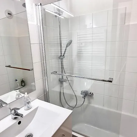 Chantemerle -appartement- 6pers Apartment *